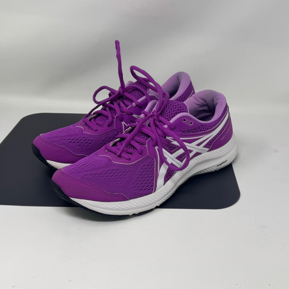 ASICS GEL CONTEND 7 WOMEN sz 9.5 PURPLE WHITE RUNNING SHOE SNEAKER 1012A911